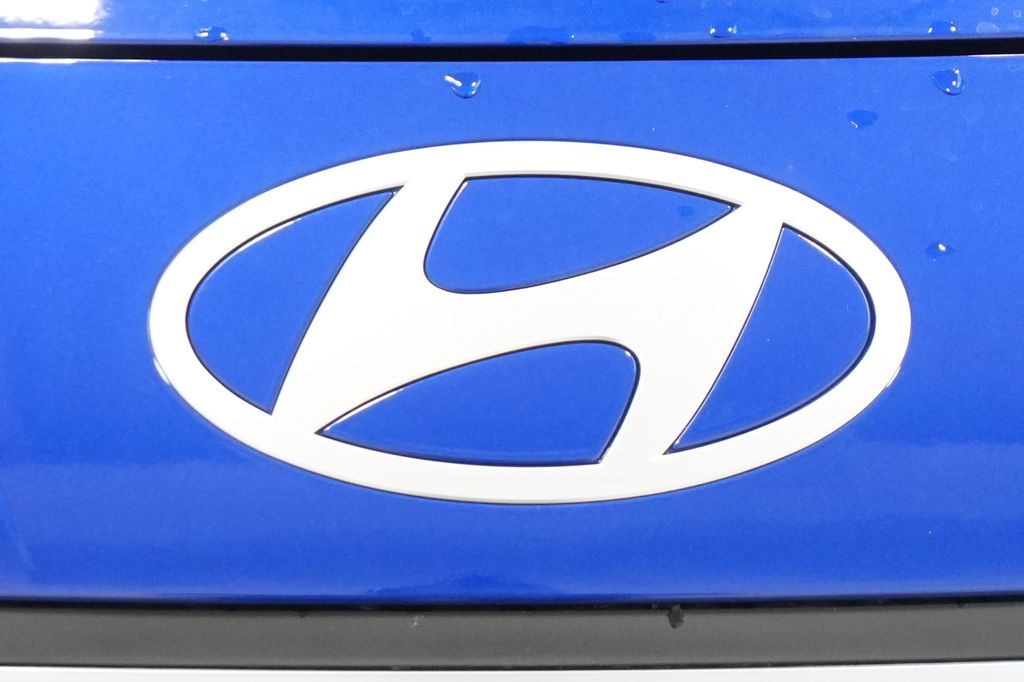 2026 Hyundai Elantra Hybrid