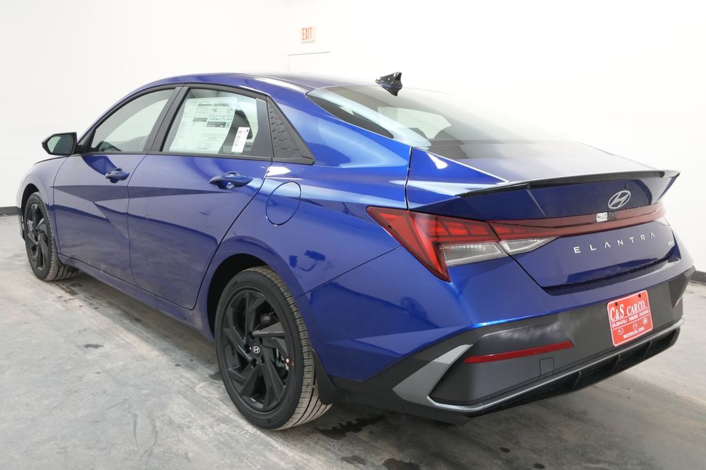 2026 Hyundai Elantra Hybrid