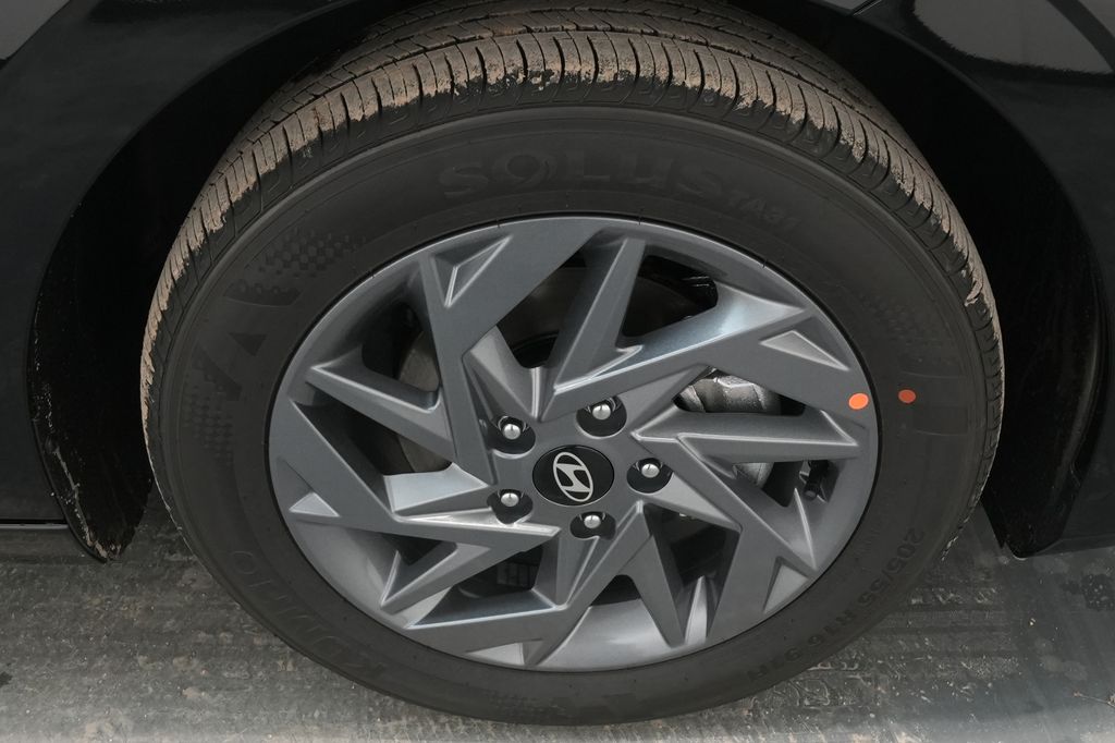 2026 Hyundai Elantra Hybrid