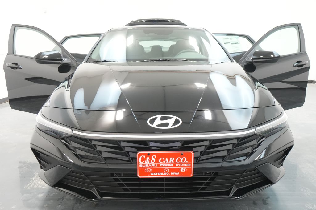 2026 Hyundai Elantra Hybrid