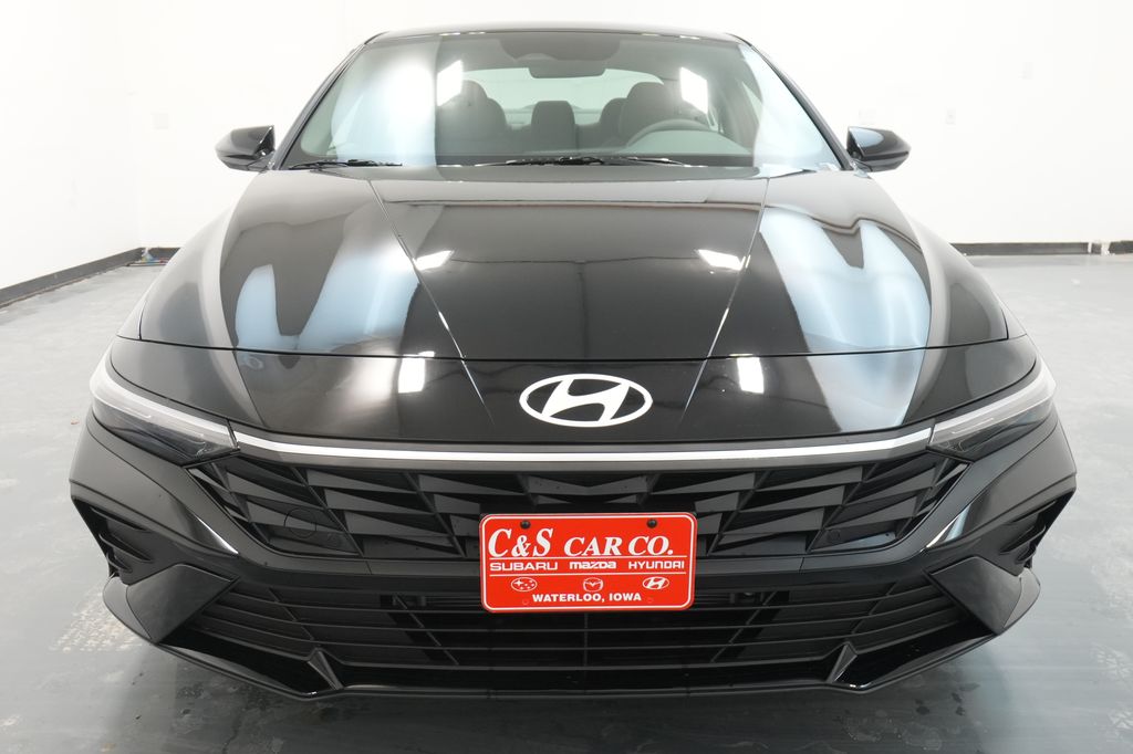 2026 Hyundai Elantra Hybrid