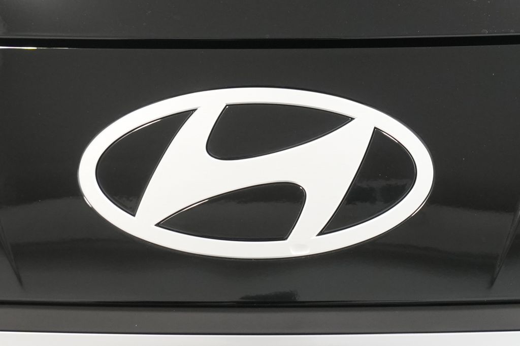 2026 Hyundai Elantra Hybrid