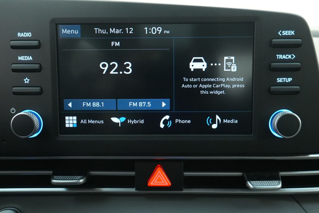 2026 Hyundai Elantra Hybrid