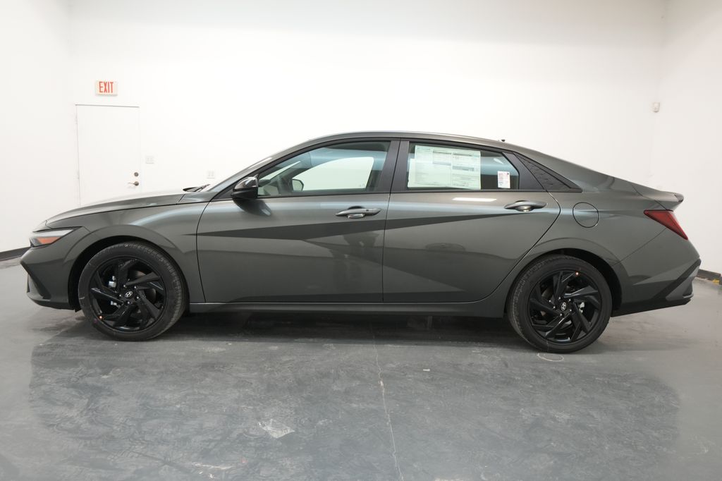 2026 Hyundai Elantra Hybrid