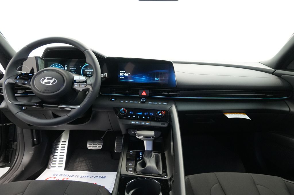 2026 Hyundai Elantra Hybrid