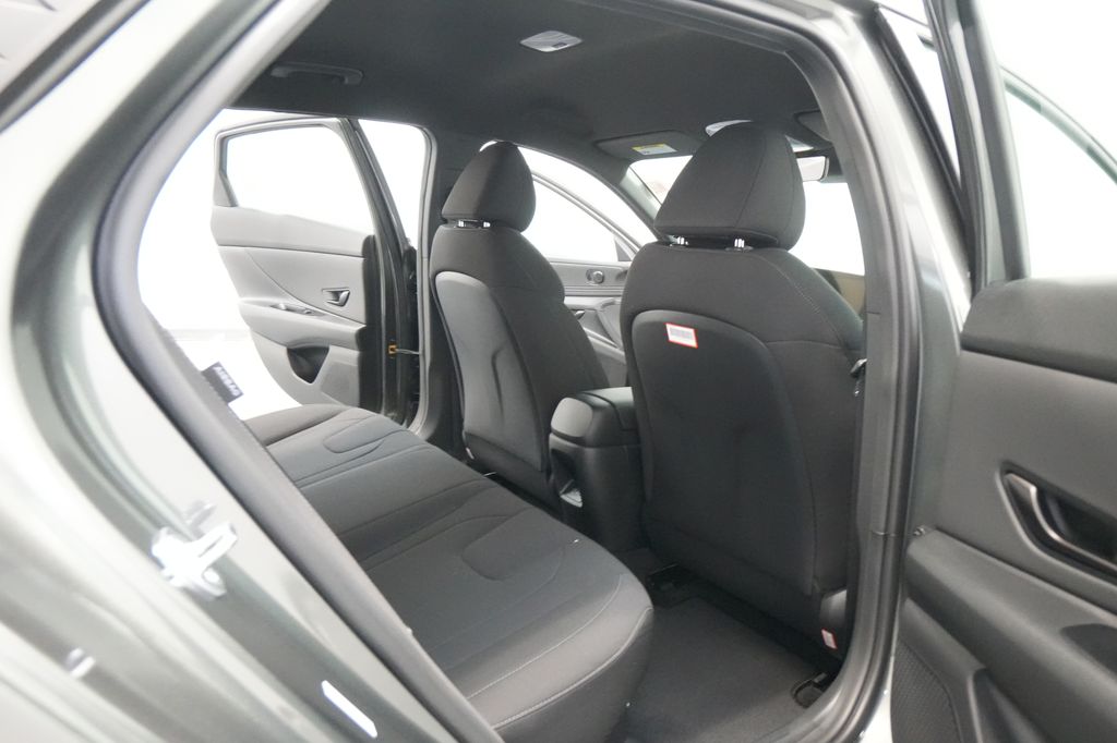 2026 Hyundai Elantra Hybrid