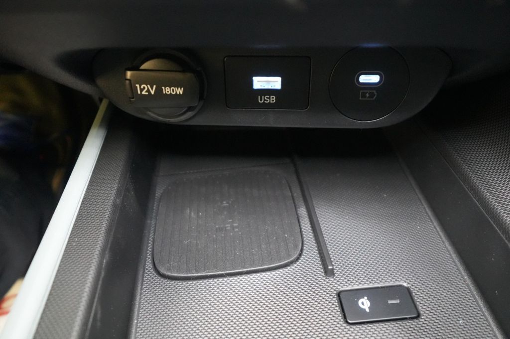 2025 Hyundai Elantra Hybrid