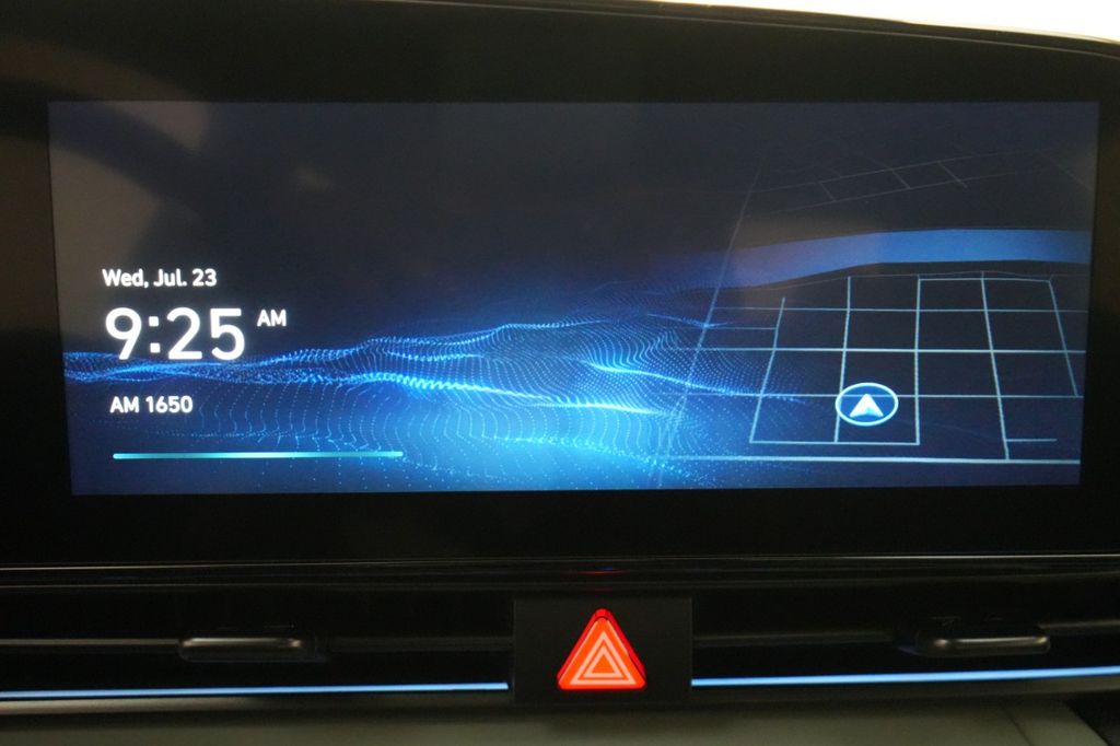 2025 Hyundai Elantra Hybrid