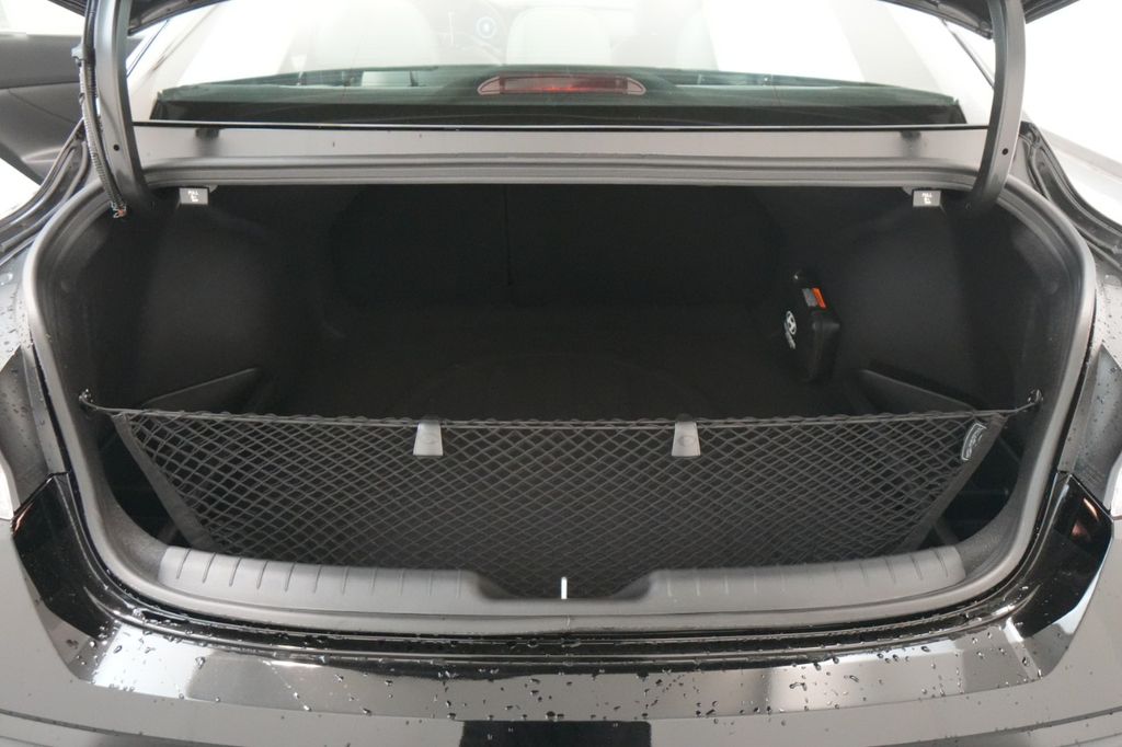 2025 Hyundai Elantra Hybrid