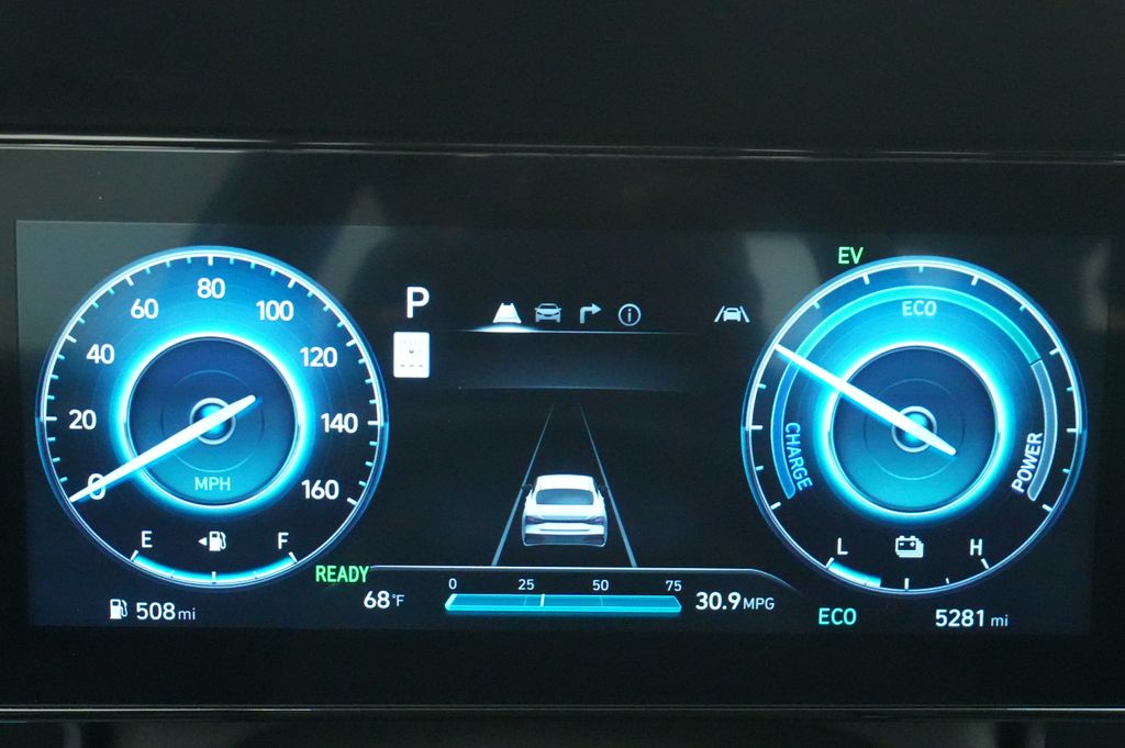 2025 Hyundai Elantra Hybrid