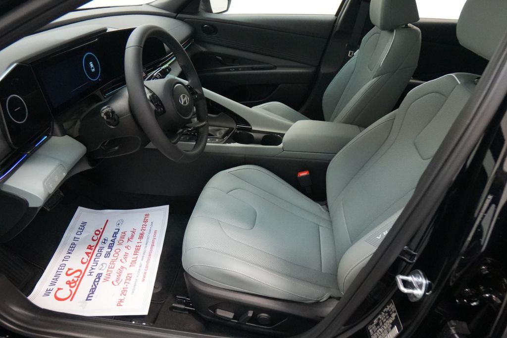 2025 Hyundai Elantra Hybrid