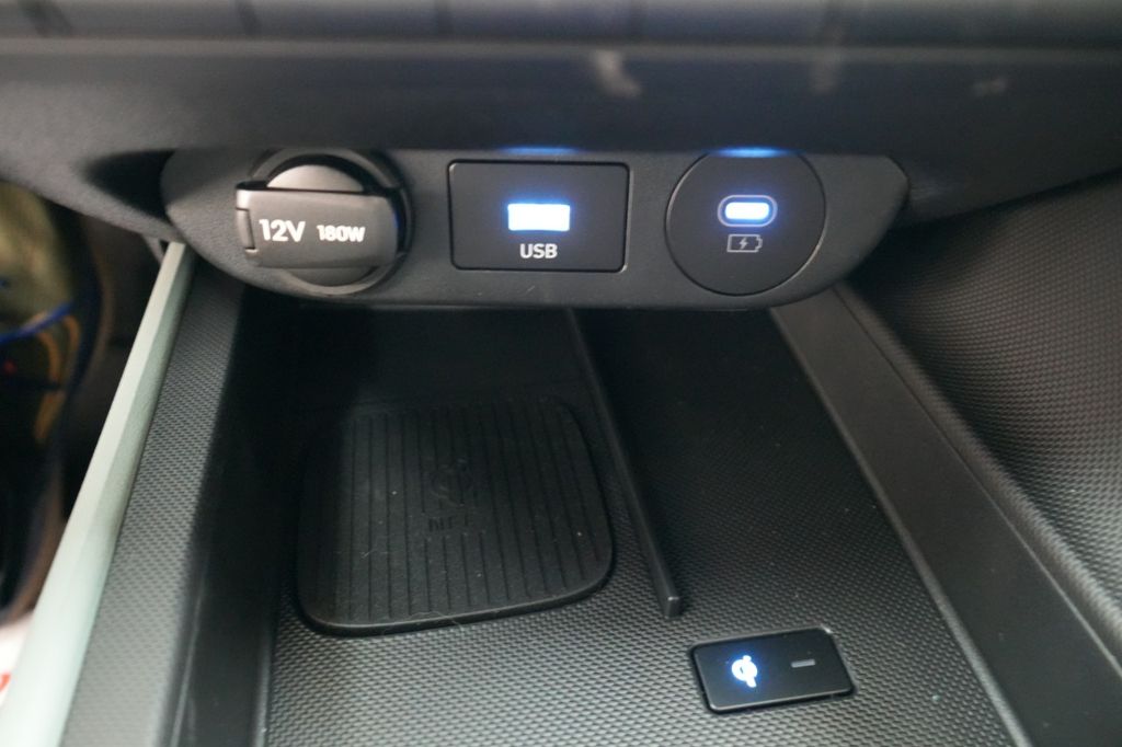 2025 Hyundai Elantra Hybrid