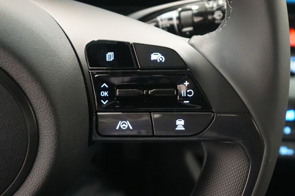 2025 Hyundai Elantra Hybrid