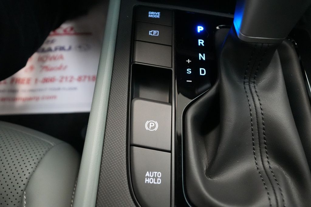 2025 Hyundai Elantra Hybrid