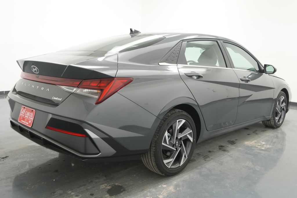 2026 Hyundai Elantra