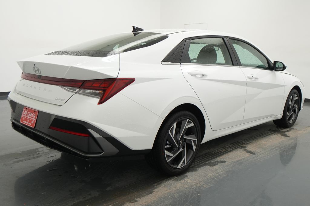2026 Hyundai Elantra