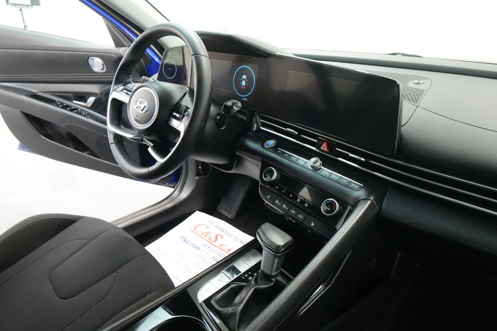 2023 Hyundai Elantra