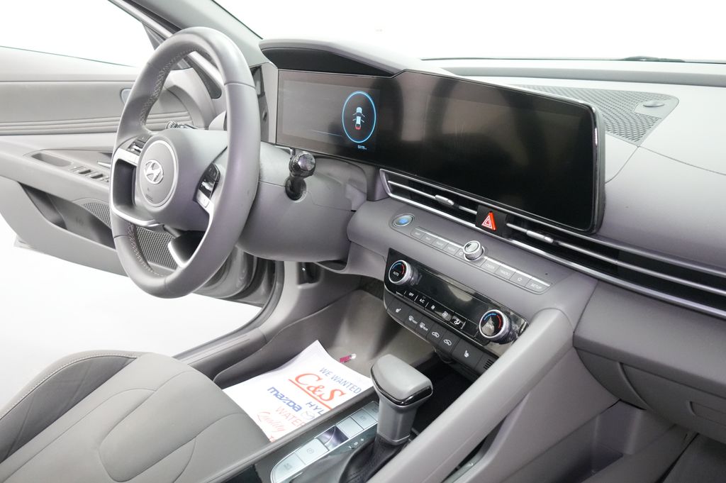2023 Hyundai Elantra
