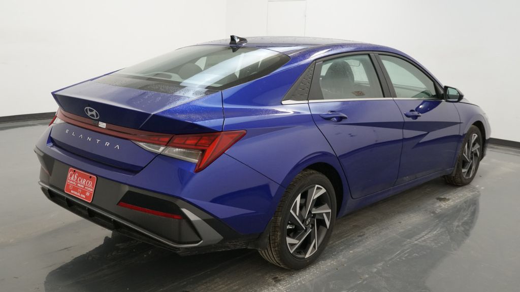 2024 Hyundai Elantra