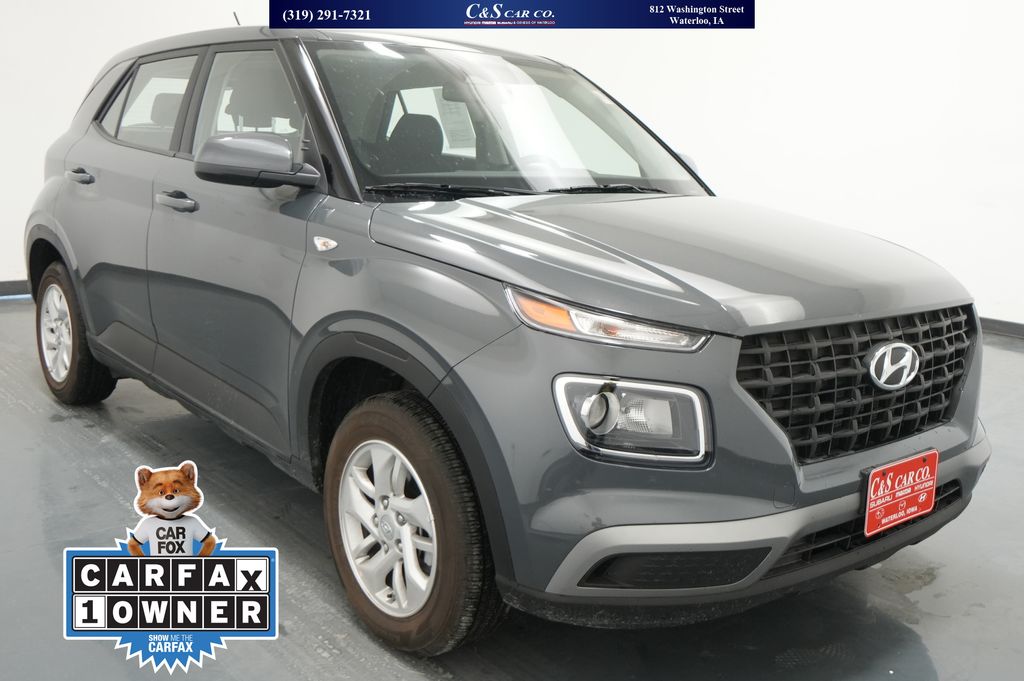 Used 2026 Hyundai Venue SE SUVs