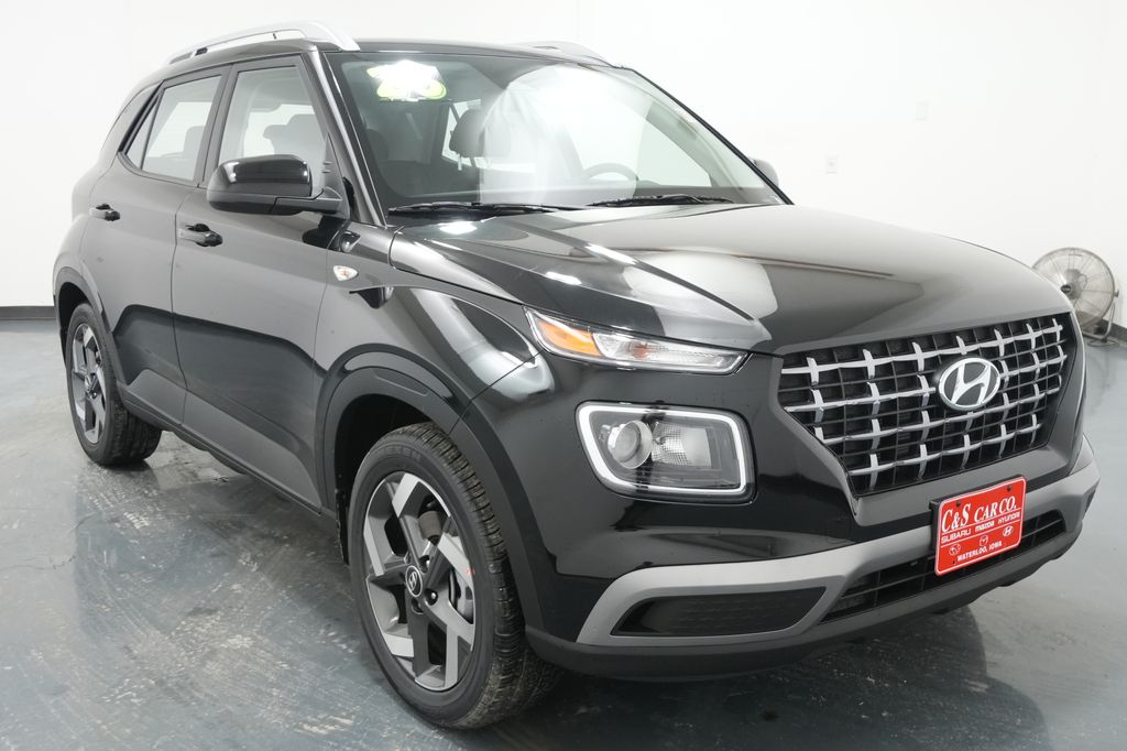 New 2026 Hyundai Venue SEL SUVs