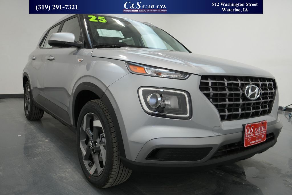 New 2025 Hyundai Venue SEL SUVs