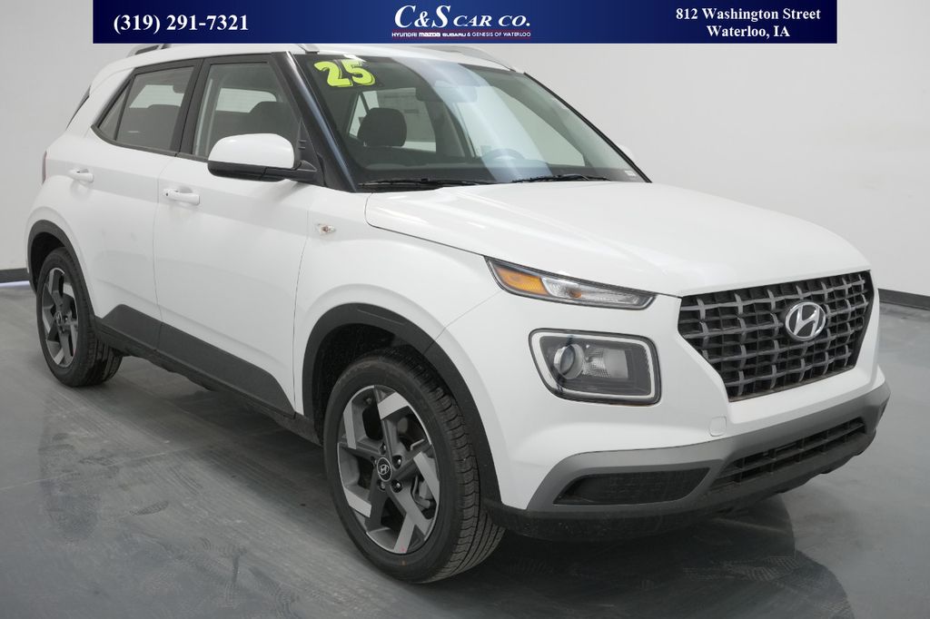 New 2025 Hyundai Venue SEL SUVs