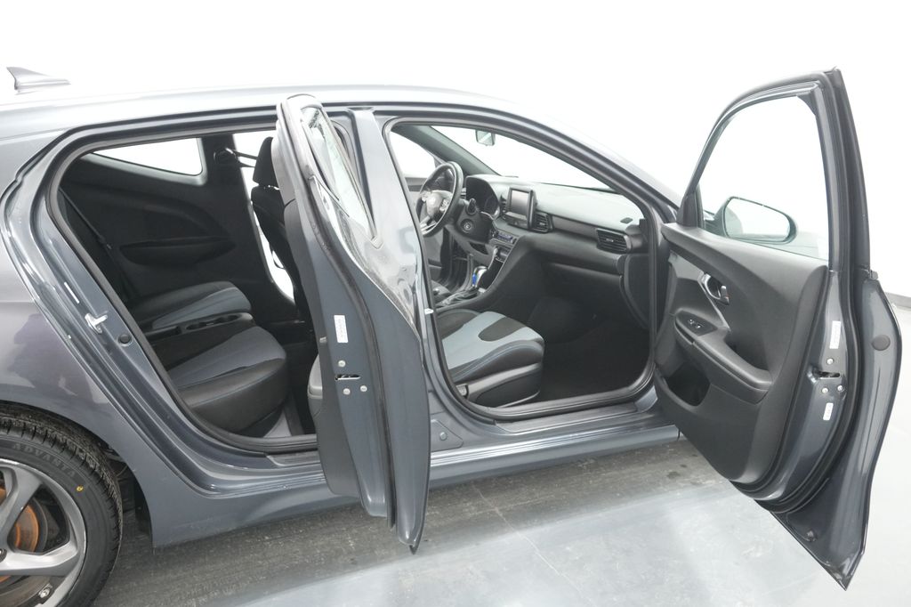 2019 Hyundai Veloster
