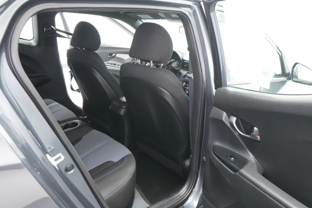 2019 Hyundai Veloster