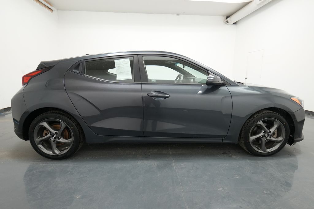 2019 Hyundai Veloster