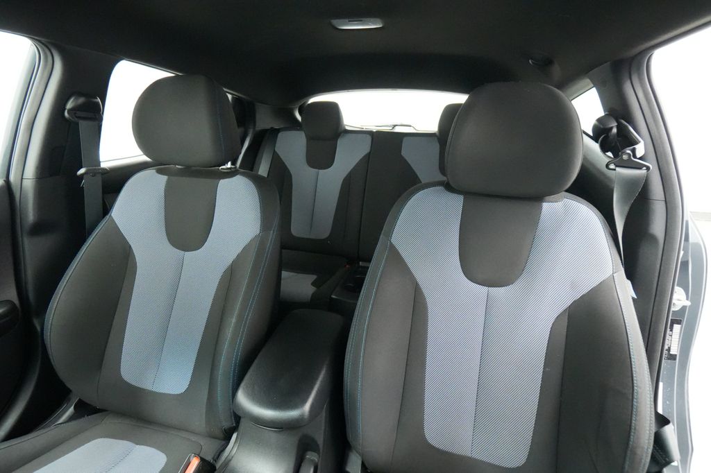 2019 Hyundai Veloster