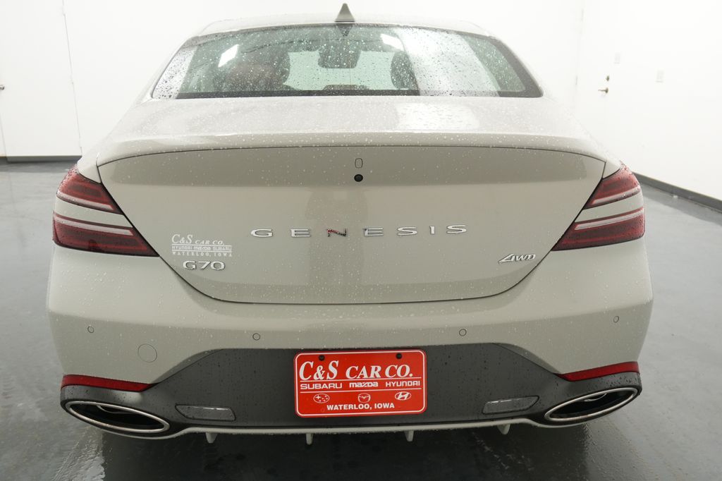 2025 Genesis G70