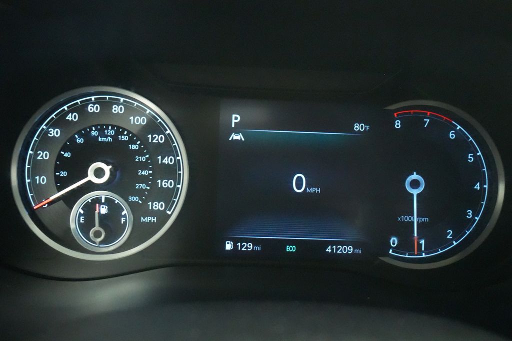 2023 Genesis G70