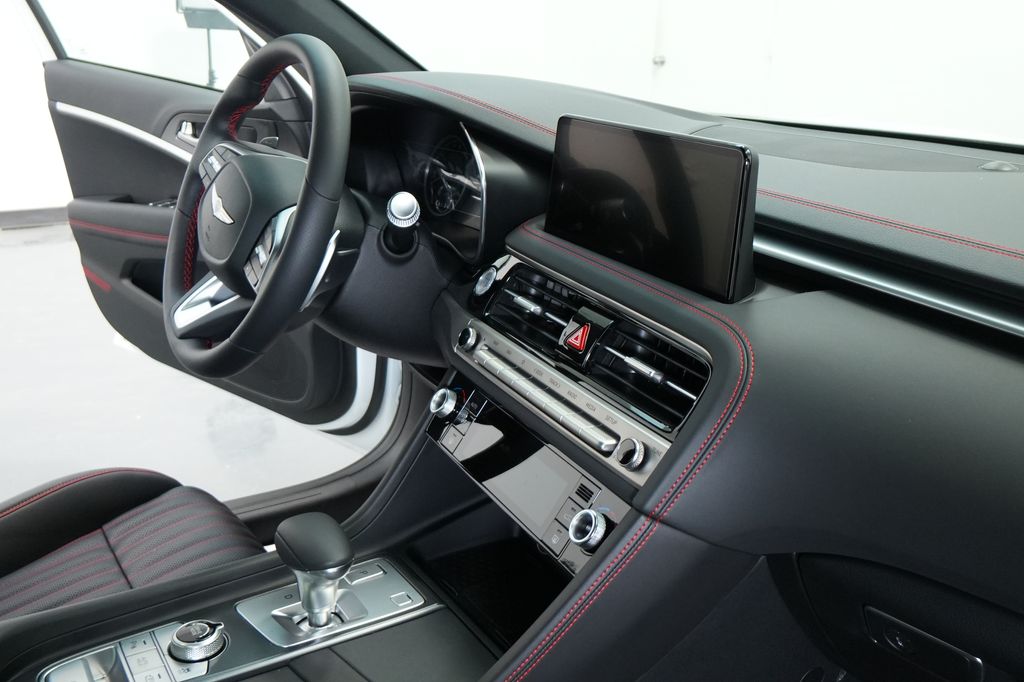 2026 Genesis G70