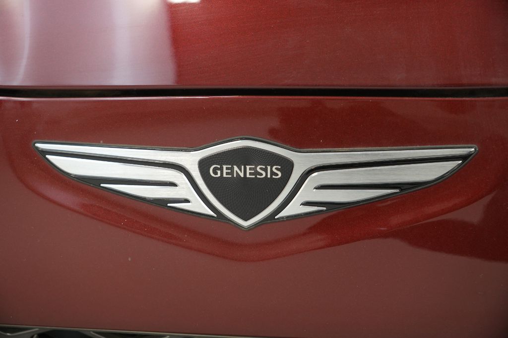 2025 Genesis G70