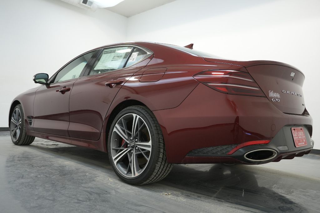 2025 Genesis G70