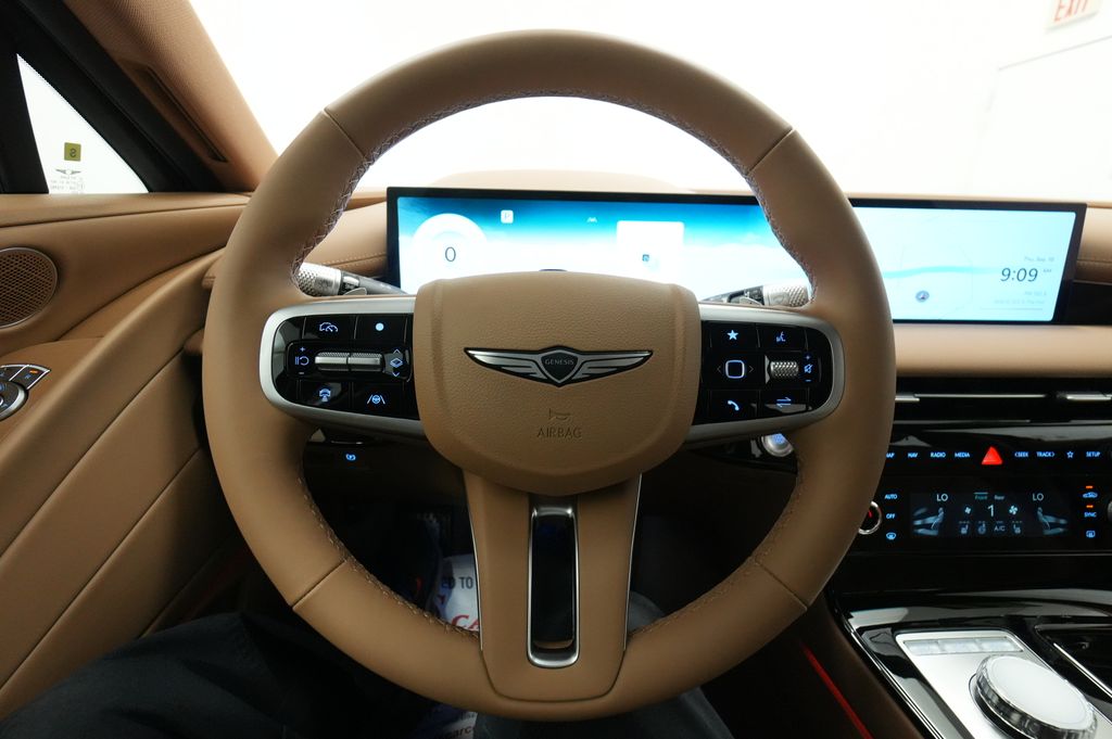 2027 Genesis G80