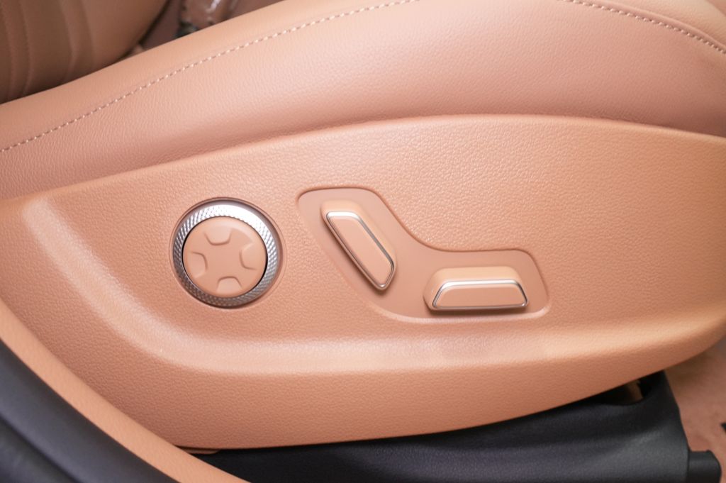 2027 Genesis G80