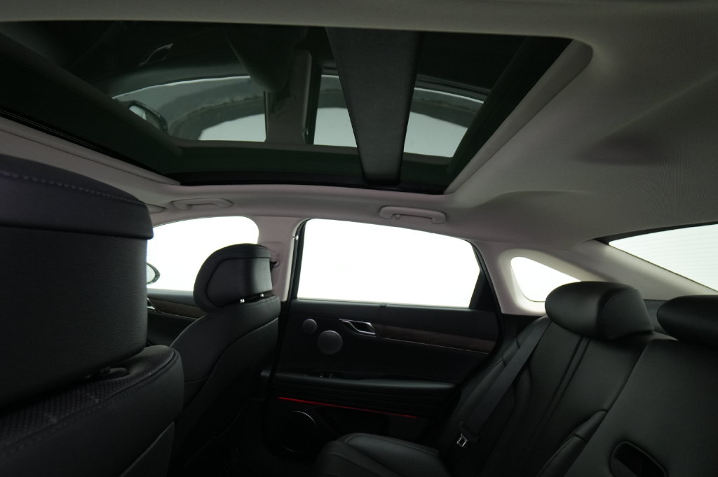 2027 Genesis G80