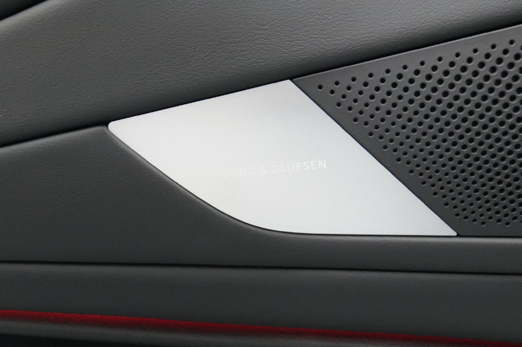 2027 Genesis G80