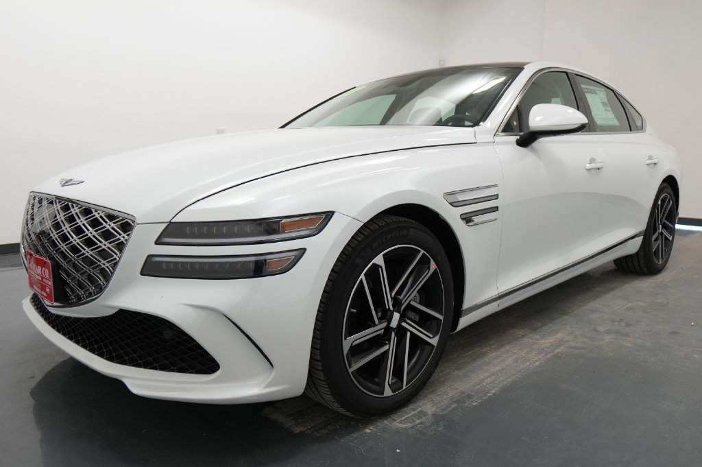 2027 Genesis G80