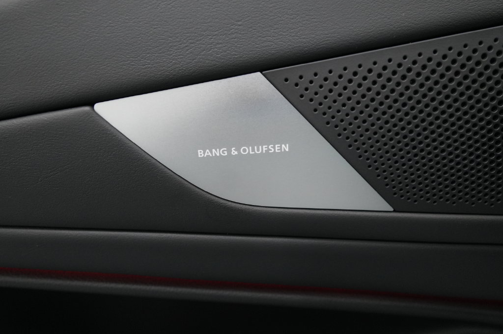 2027 Genesis G80