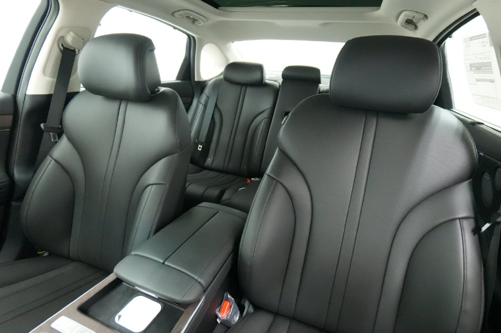 2027 Genesis G80