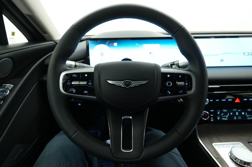 2027 Genesis G80