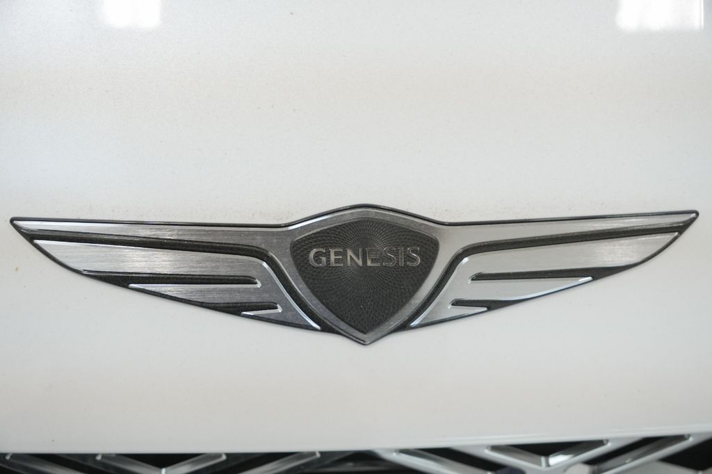2025 Genesis G80