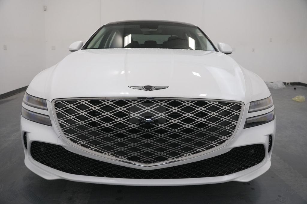 2025 Genesis G80