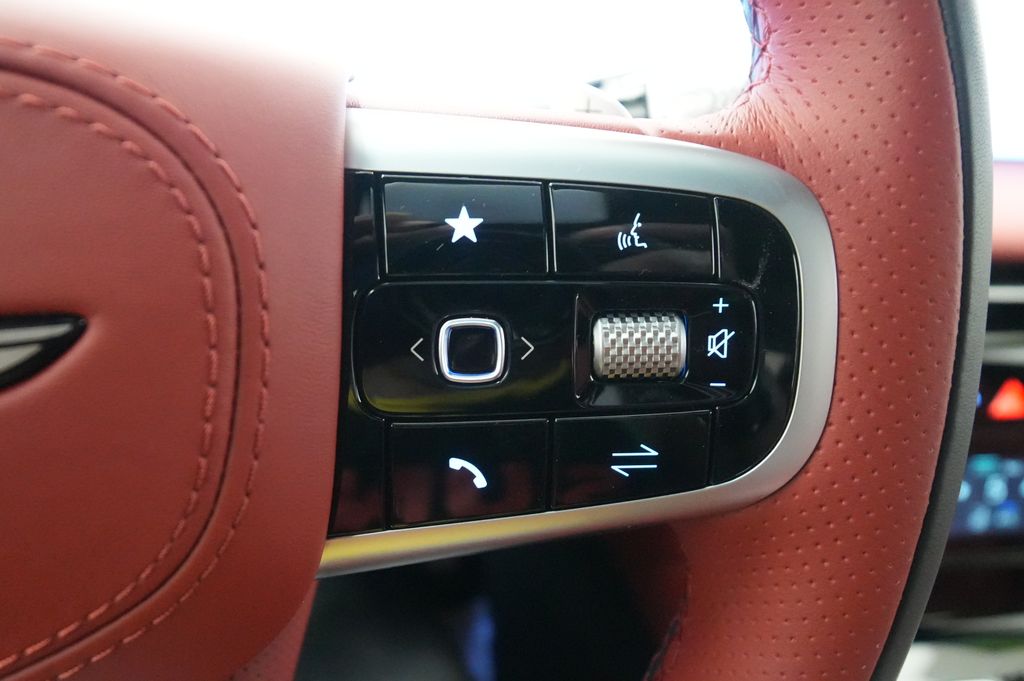2027 Genesis G80