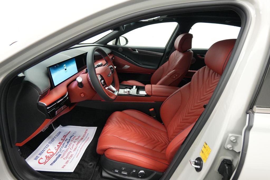 2027 Genesis G80