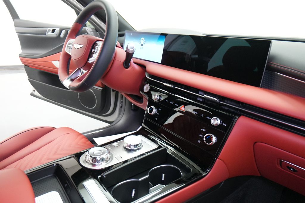 2027 Genesis G80