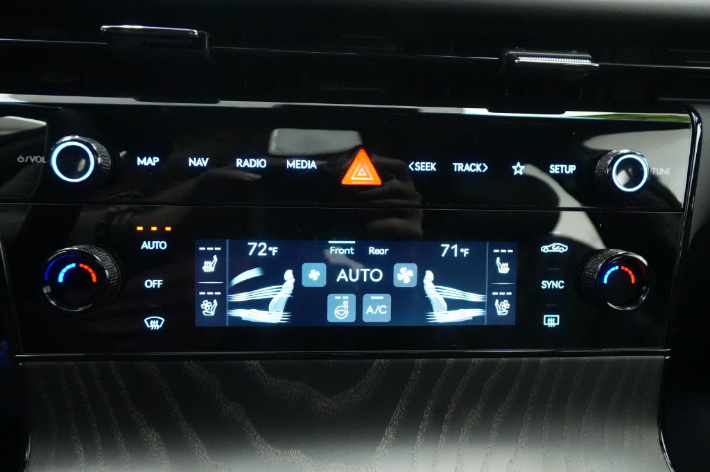 2027 Genesis G80